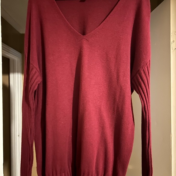 100% Cashmere Sweater - Picture 1 of 3